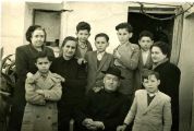 Maestras Dª Teresa, Concha e Isabel y el cura D. Carmelo 1952